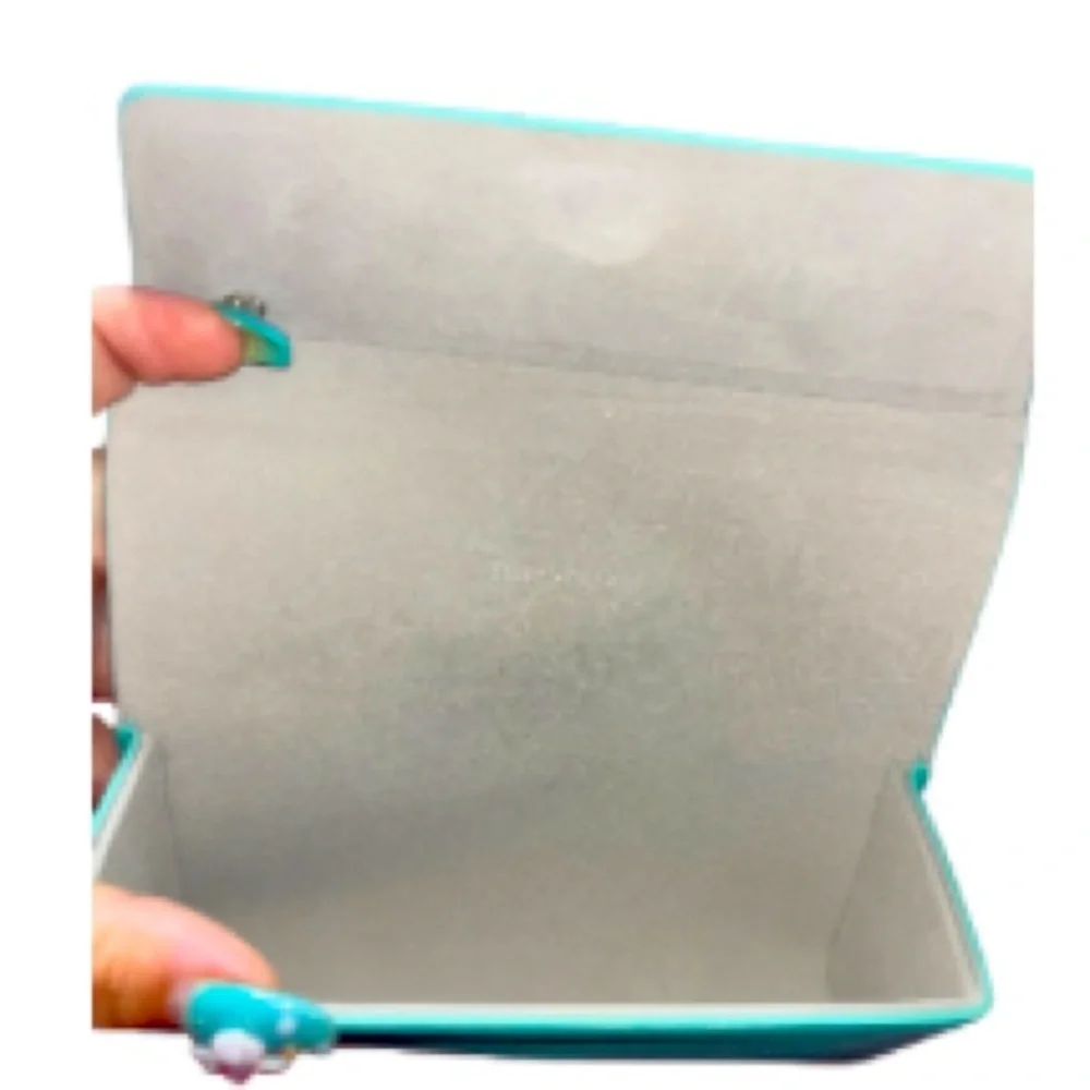 Tiffany & Co. adding smoke eyeglass